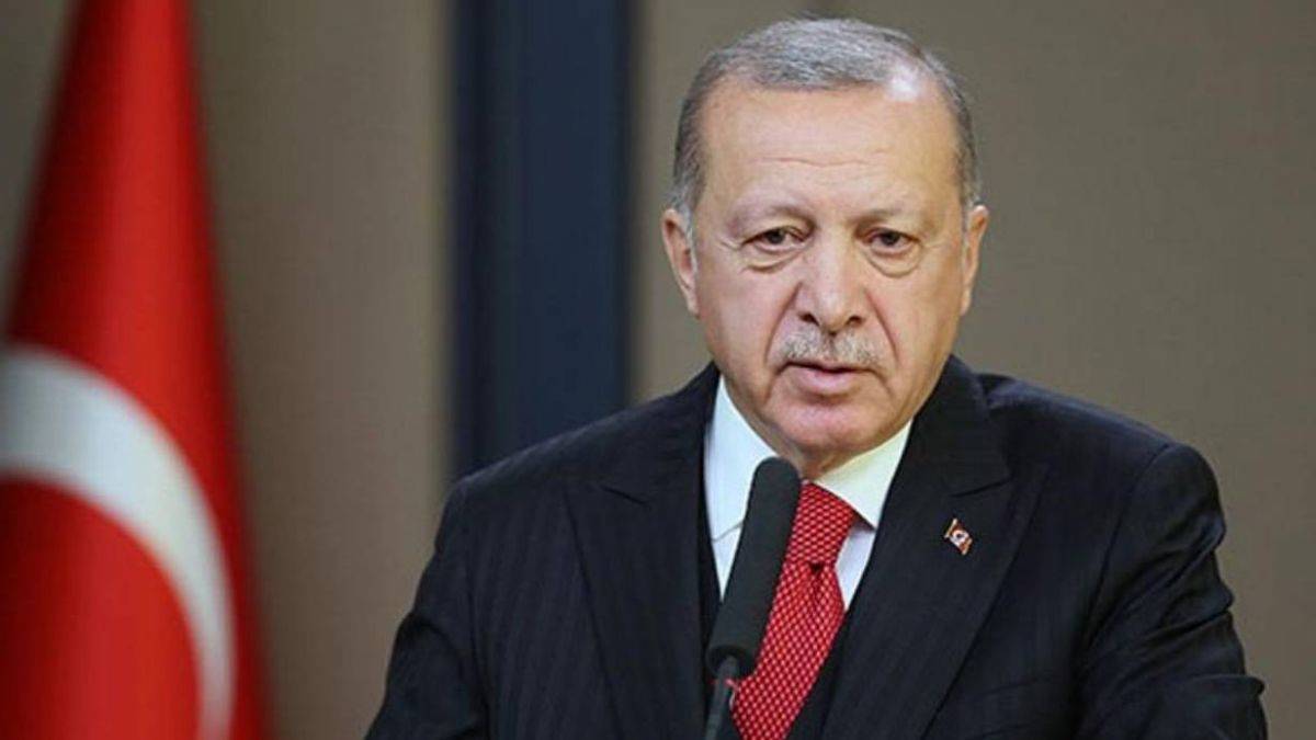 Cumhurbaşkanı Erdoğan'dan Mete Gazoz'a tebrik
