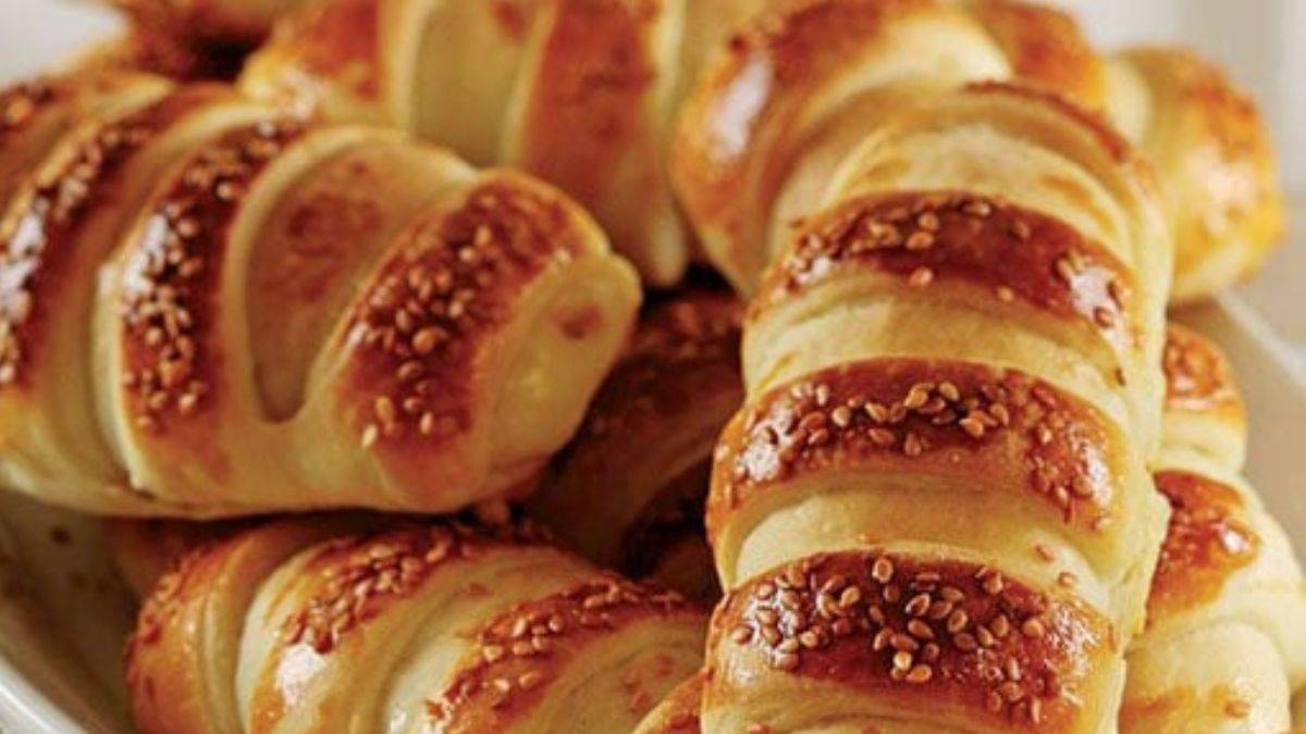 Sabah kahvaltısında yapılabilecek hamur işi tarifleri