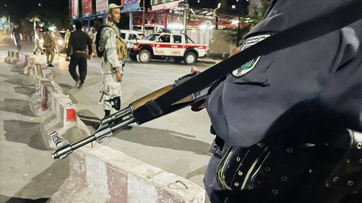 Afganistan Savunma Bakanı Muhammedi'nin evinin önünde bombalı saldırı