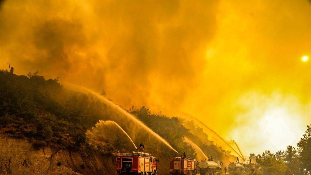 Manavgat'taki büyük yangın 8'inci gününde