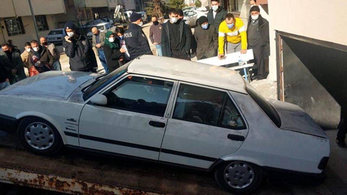 Otomobilde ölü bulunan 3 genç, karbonmonoksitten zehirlenmiş