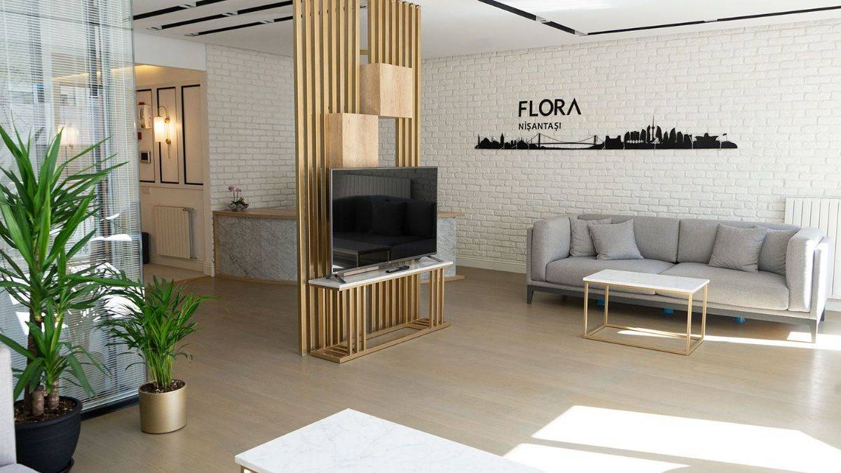 Flora Klinik’le Karın Germe Ameliyatı Olun