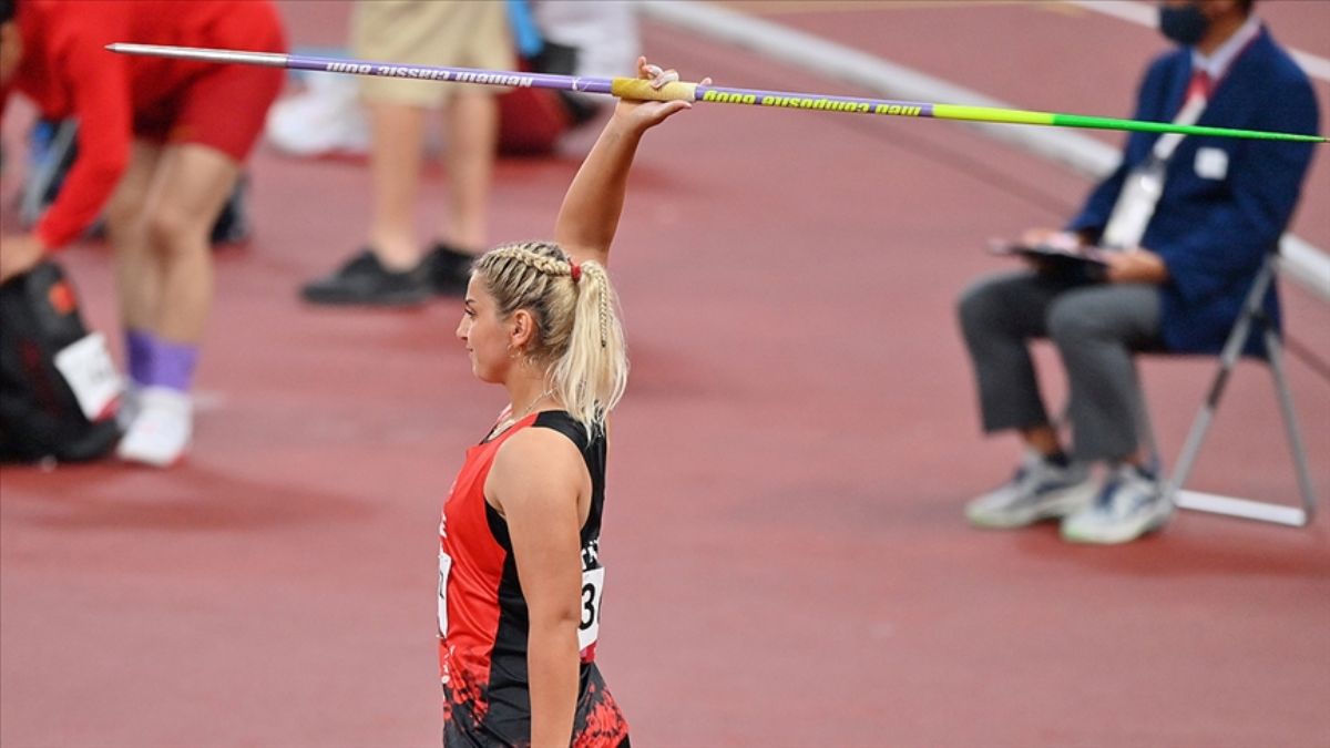 Eda Tuğsuz madalyayı kıl payı kaçırdı!