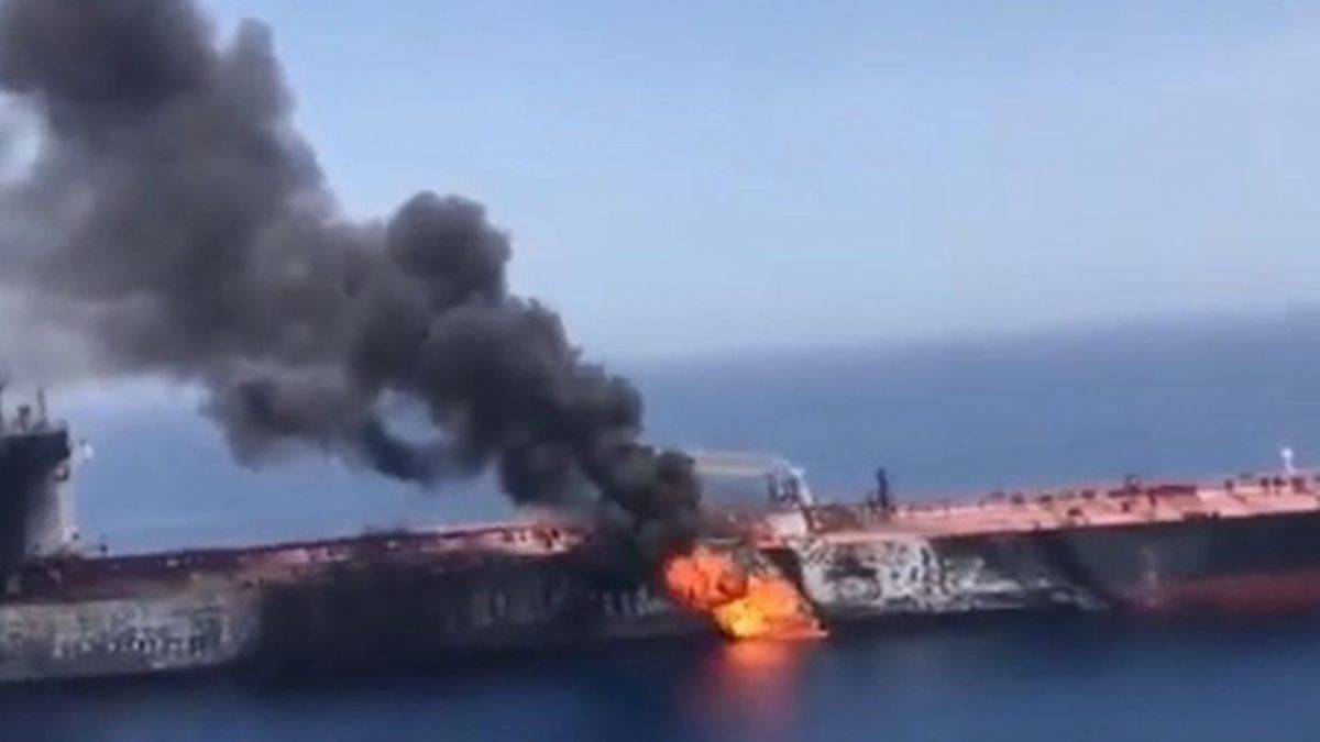 İran, İsrail'e ait gemiye saldırıyla ilgili suçlamaları reddetti