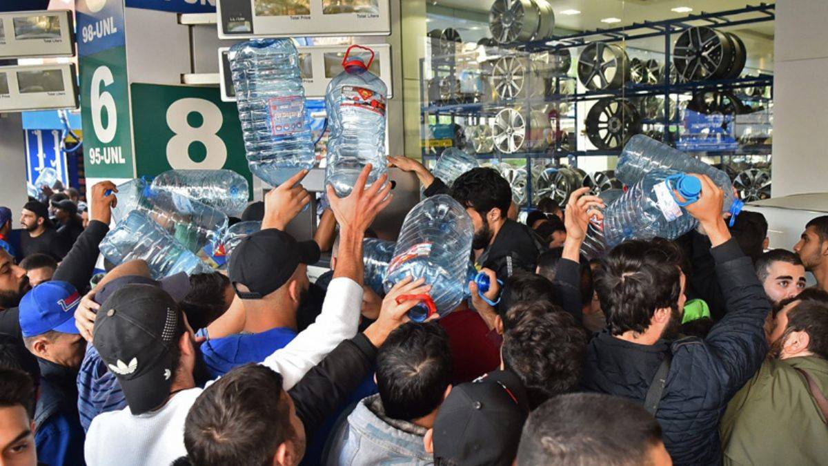 Lübnan'da ekonomik kriz: Akaryakıt tartışmaları 3 can aldı