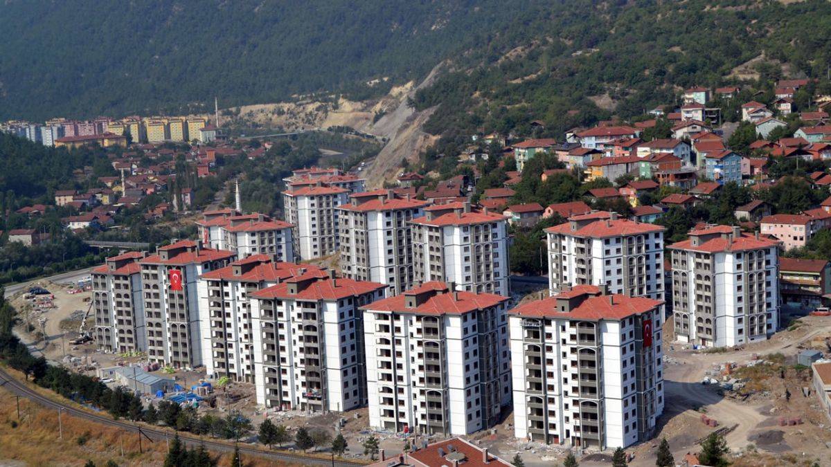 TOKİ'den 'Karabük'te yarı fiyatına yurt binası' iddialarına ilişkin açıklama