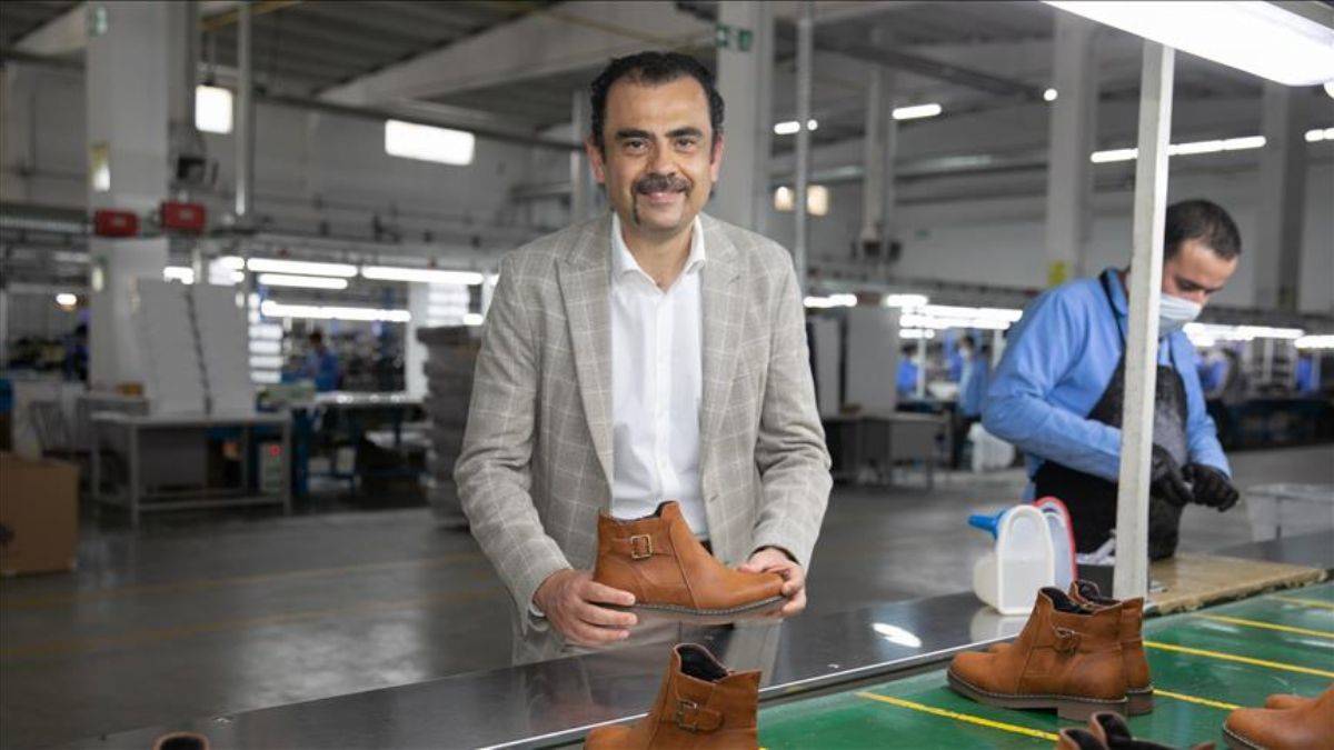 FLO ilk akredite 'Ayakkabı Tasarım Merkezi' ile sektöründe öncü oldu