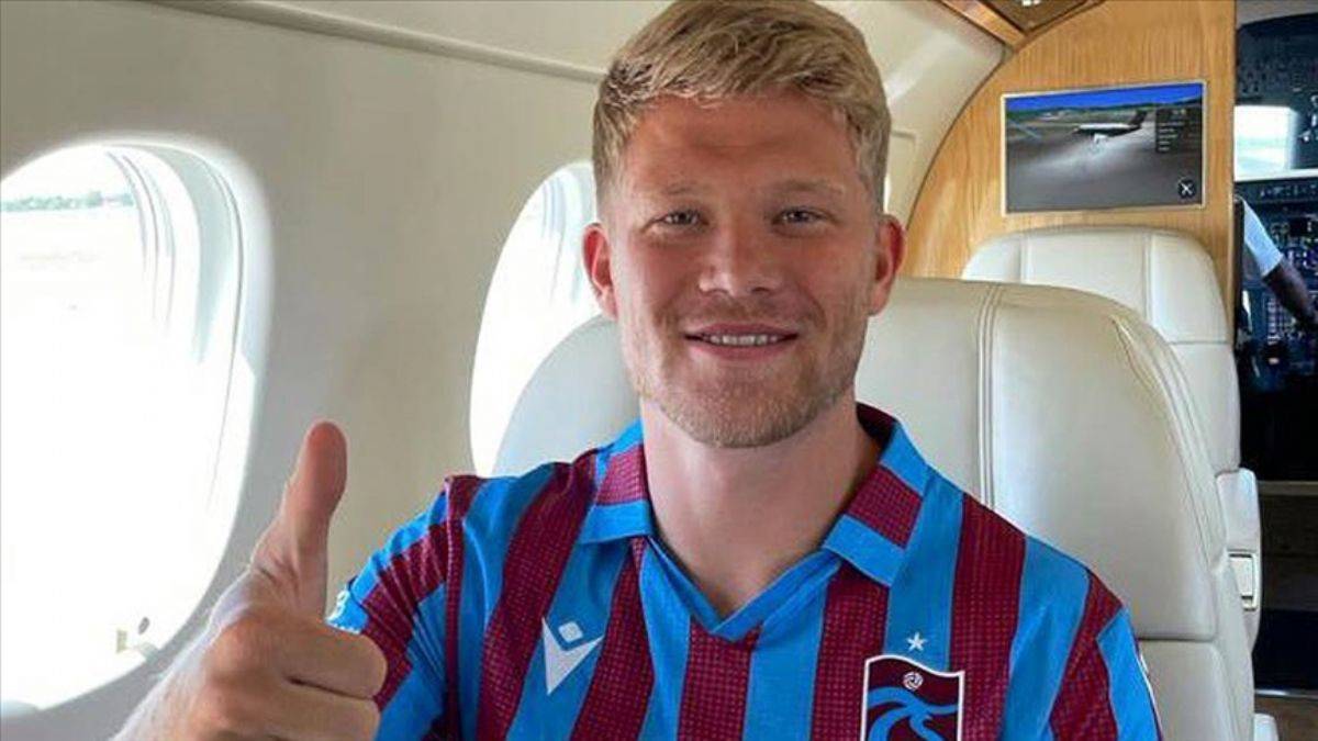Trabzonspor: Andreas Cornelius ile transfer görüşmeleri başladı