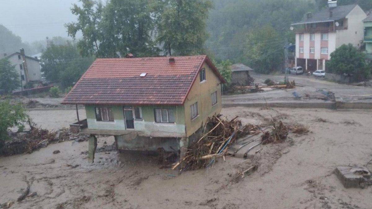 Bartın'da sel felaketi: 1 ölü, 1 kayıp