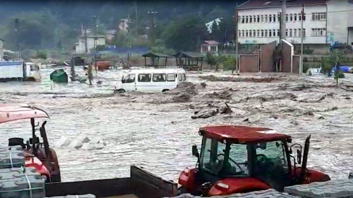 Kastamonu'yu tsunami vurmuş gibi oldu!