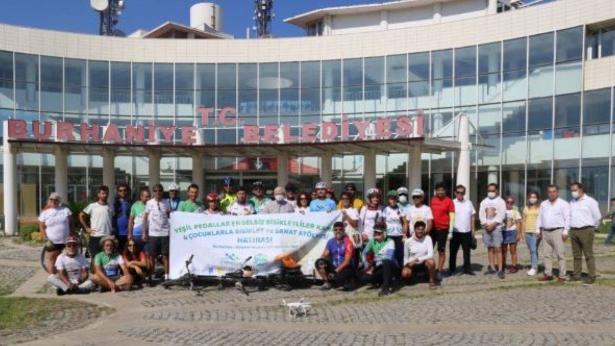 Yeşil Pedallar Bisiklet Turu Burhaniye'de Tamamlandı