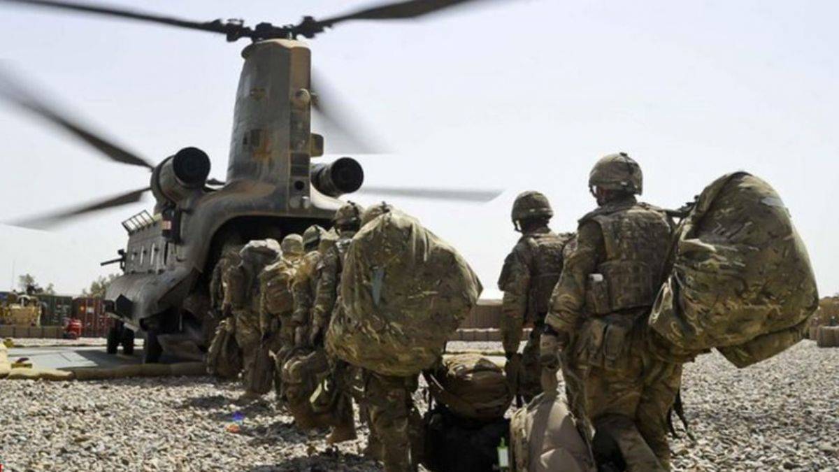 İngiltere, vatandaşlarının tahliyesi için Afganistan'a 600 asker gönderecek