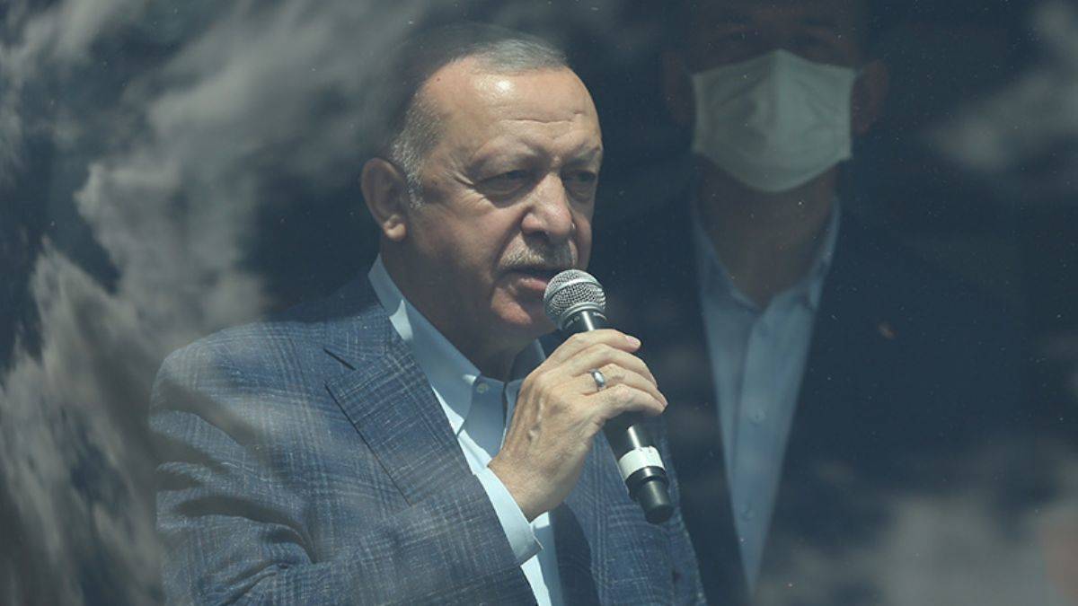 Erdoğan: Küllerimizden inşallah yeniden ayağa kalkacağız