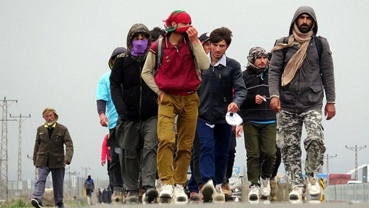 Suriyelilerin Türkiye'de kalması 'hak' mı?