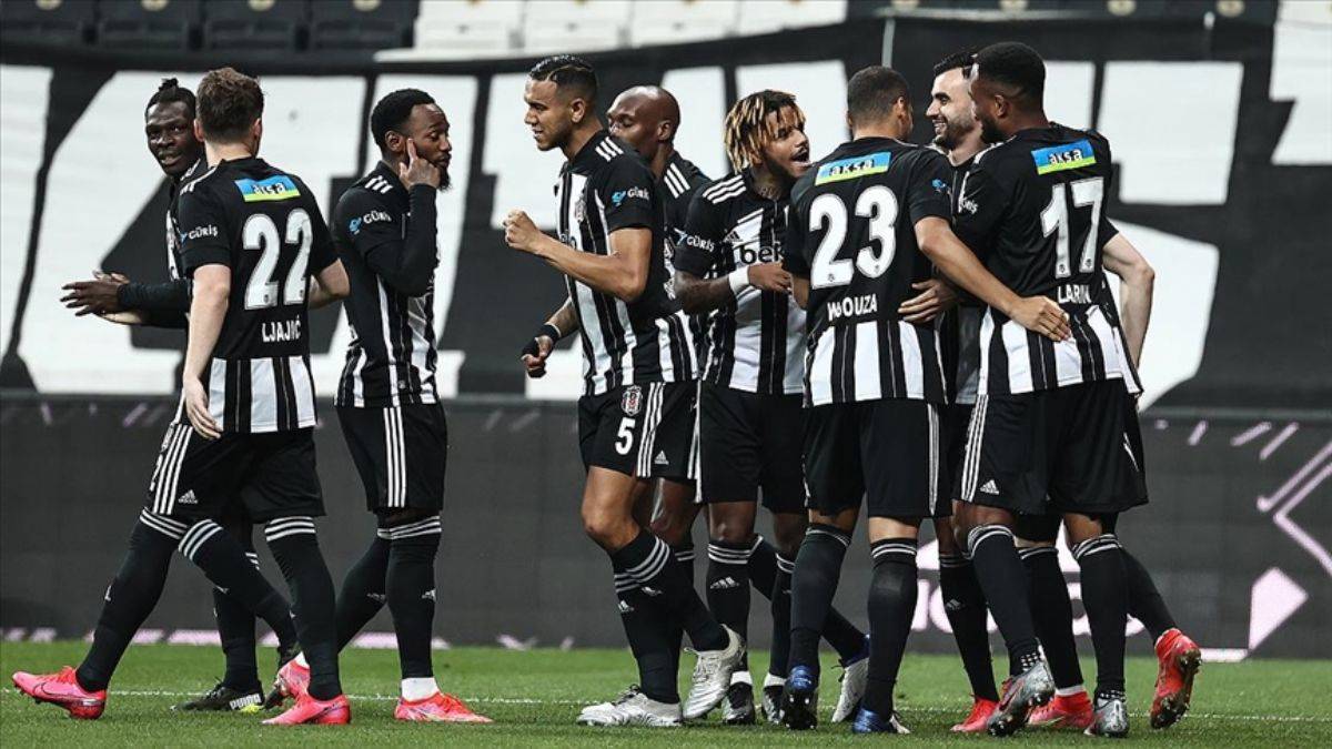 Son şampiyon galibiyetle başladı! Beşiktaş 3 -Rizespor 0