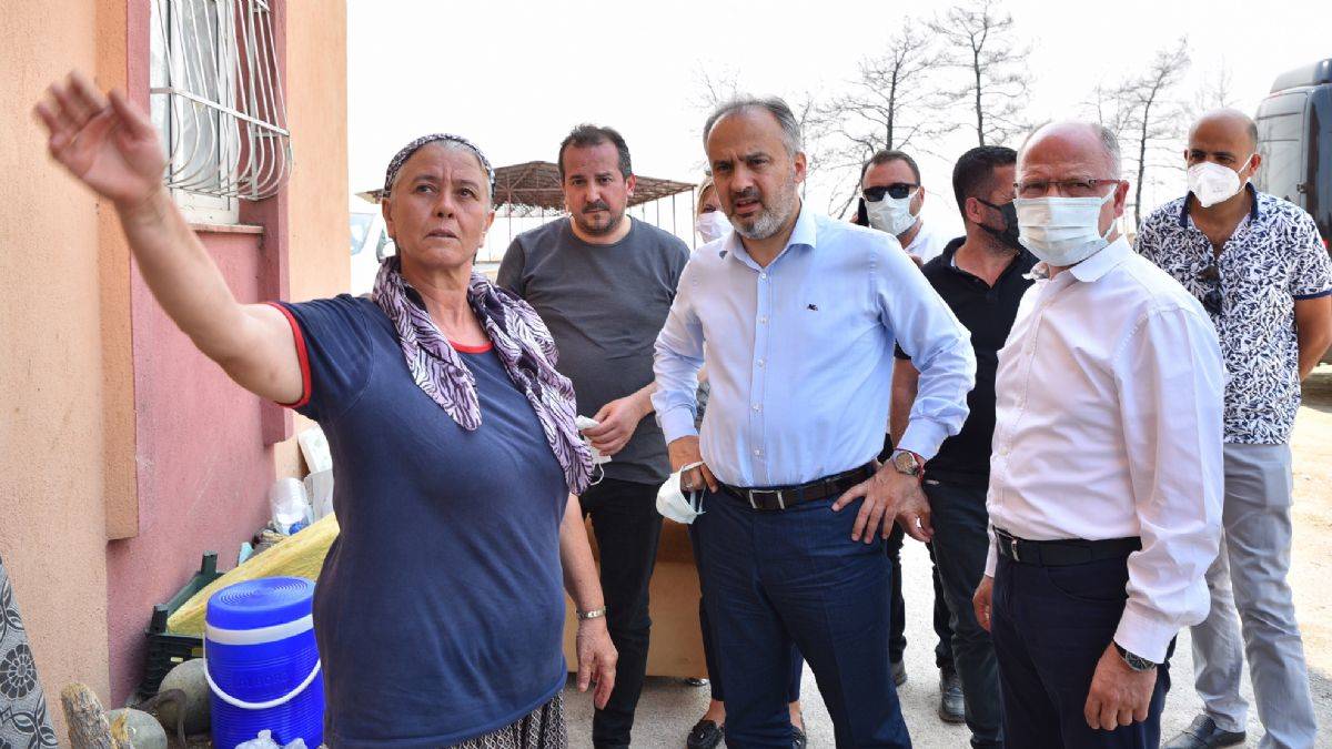 Yangında kül olan umutlar, yardımlaşma ile yeşeriyor