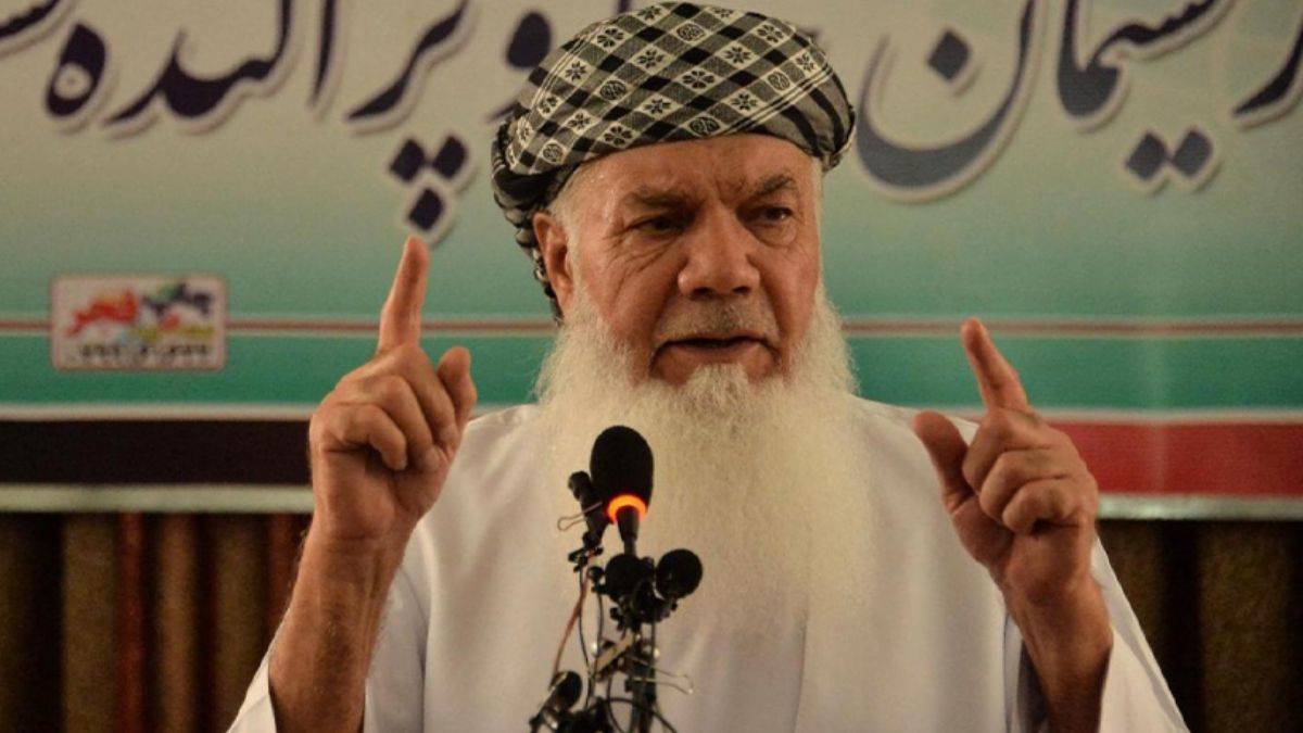 Herat Aslanı, Taliban'a teslim oldu