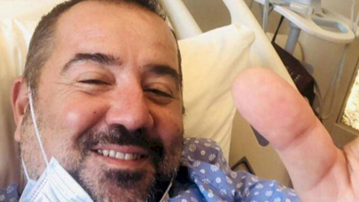 Ata Demirer hastaneye kaldırıldı