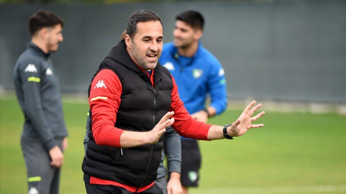 Süper Lig'de şoke eden ayrılık! Kayserispor'da Yalçın Koşukavak dönemi sona erdi