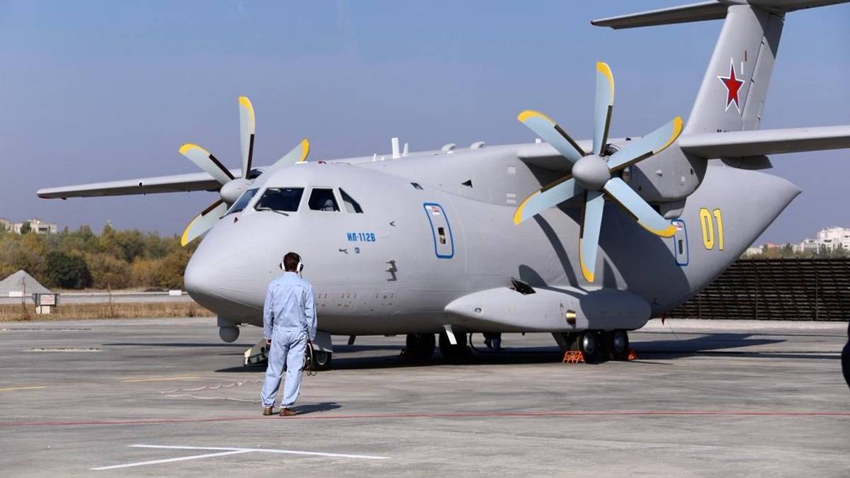 Rus askeri uçağı Moskova'da düştü