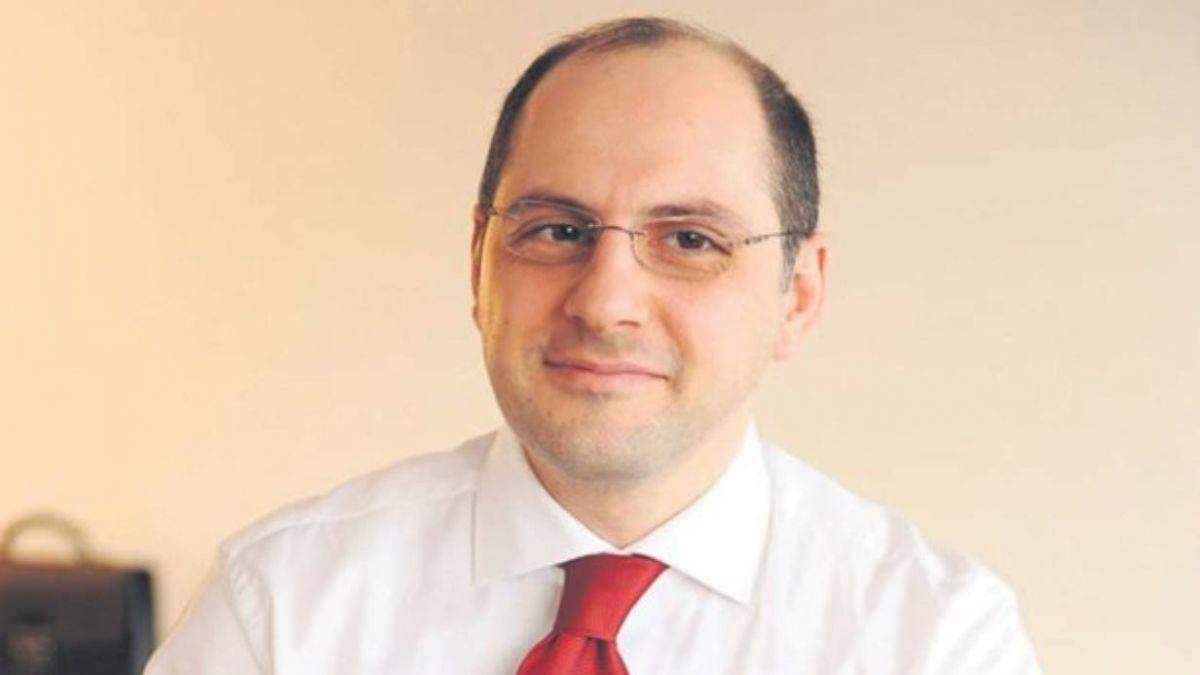 Serhat Albayrak kimdir? Serhat Albayrak nereli ve kaç yaşında?