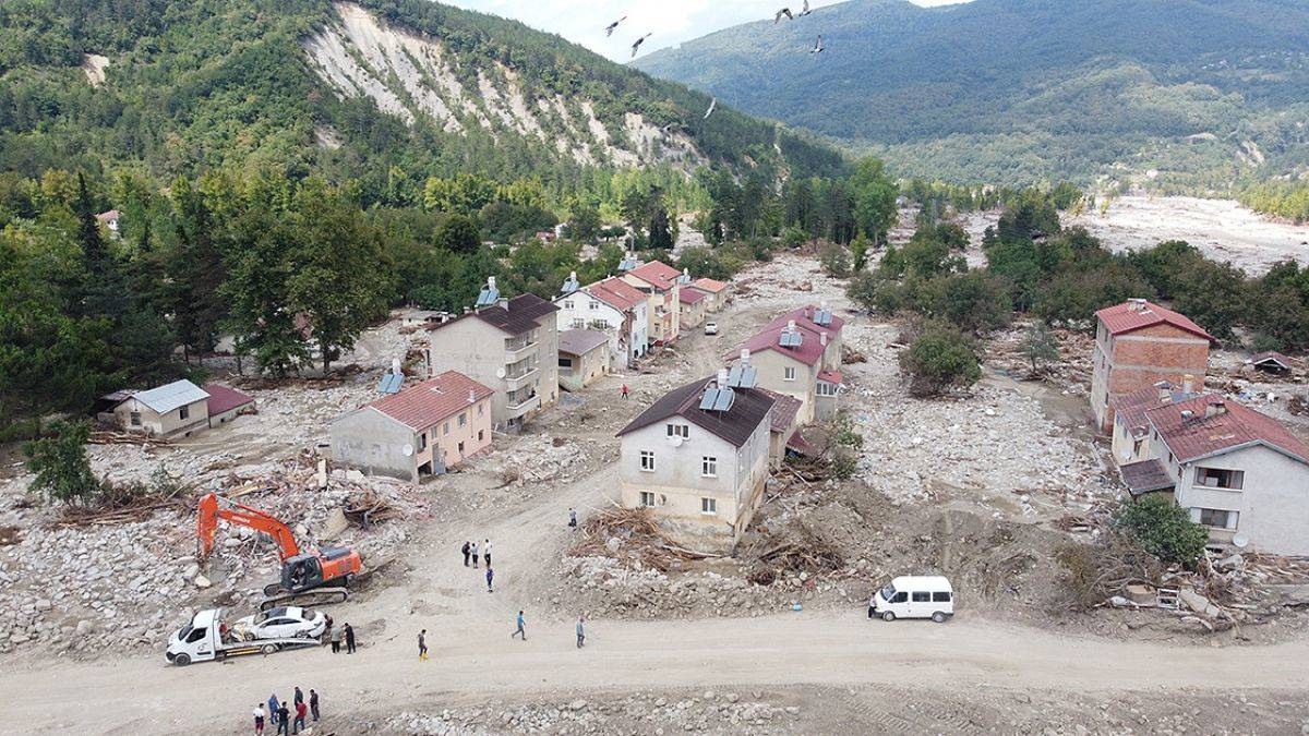 Sel nedeniyle Babaçay köyündeki 19 ev tahliye ediliyor
