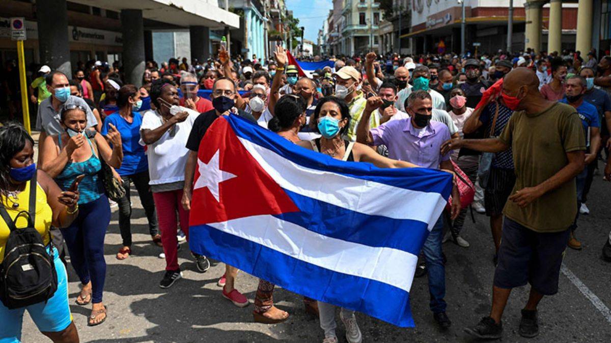 İhlal edenler siber terörist sayılacak