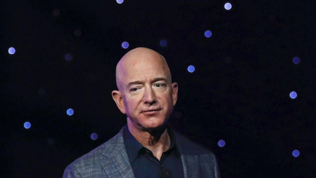Amazon hisseleri düştü, Bezos zenginler listesinde ilk sırayı kaptırdı