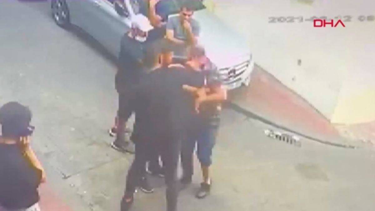 Bodyguard yumruğu komaya soktu