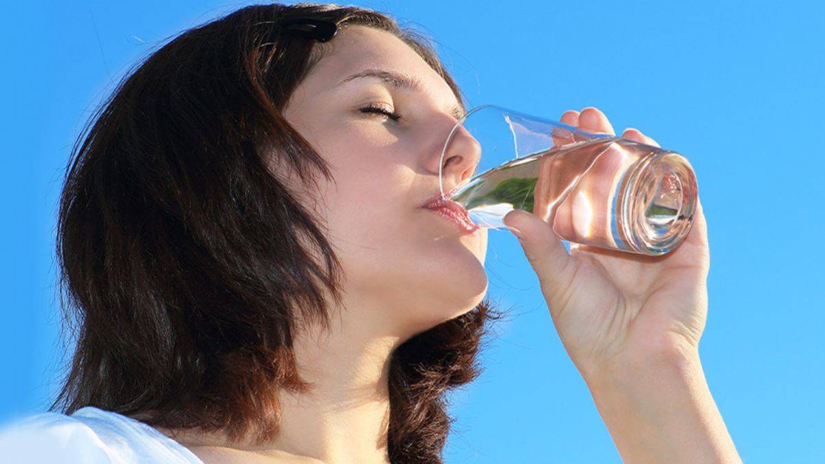 Günde ne kadar su içmeliyim?
