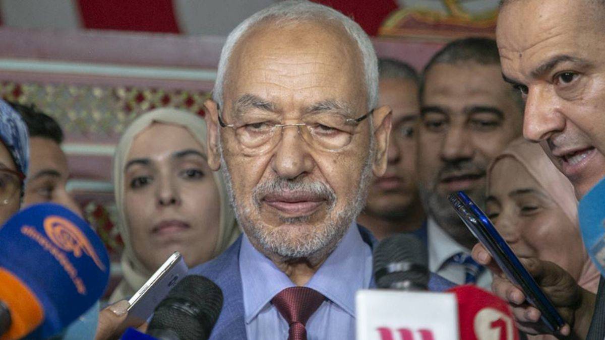 Nahda Hareketi Yürütme Ofisi'ni feshetti