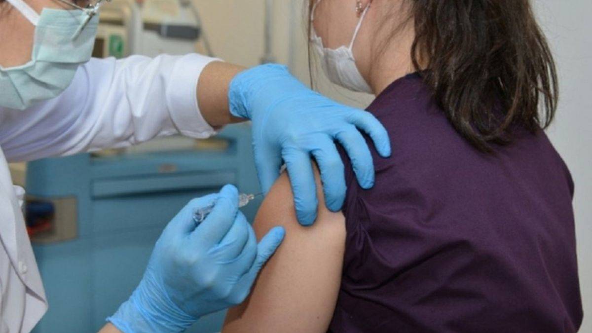 Türkiye’de uygulanan aşı miktarı 90 milyon dozu geçti