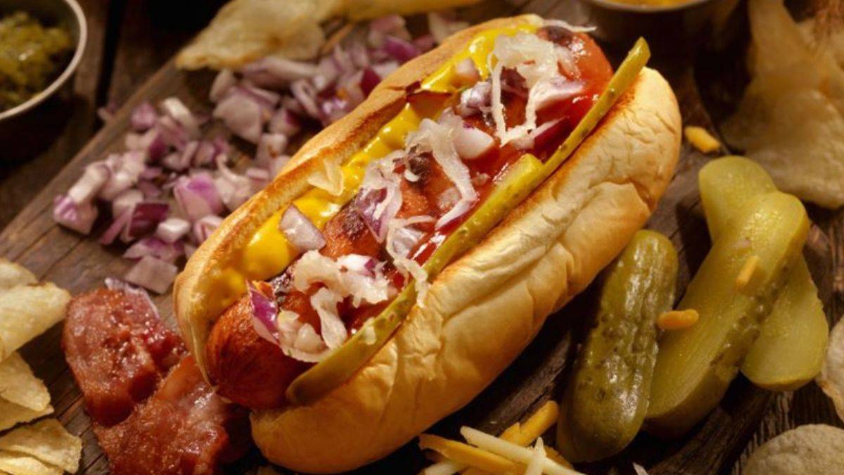 Bir sosisli sandviç hayatınızdan 35 dakika çalıyor