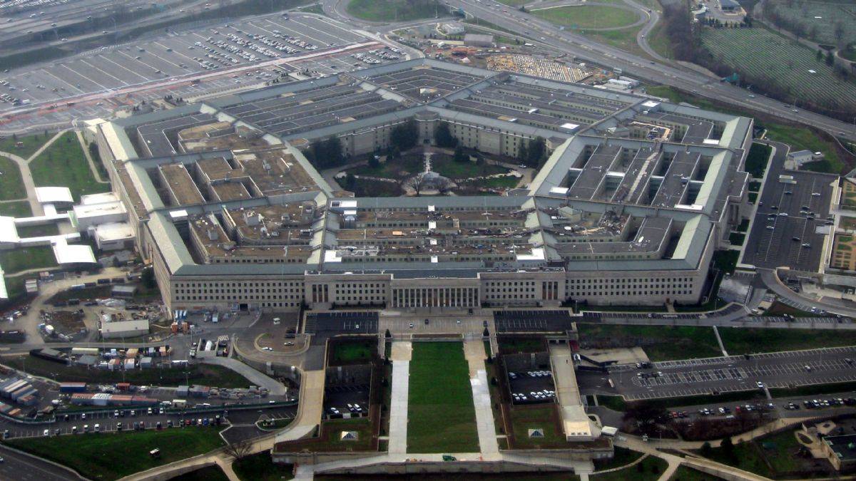 Pentagon'dan tüm orduya 'zorunlu aşı' duyurusu