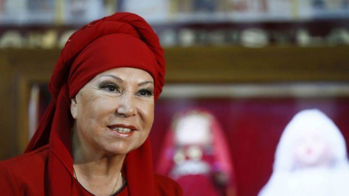 Bedia Akartürk Bayramdan Bayrama türküsünün sözleri