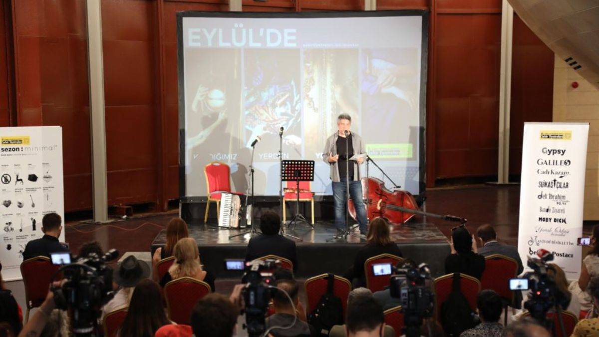 Şehir tiyatroları yeni sezonu iki yeni sahne ve yedi yeni oyunla açıyor