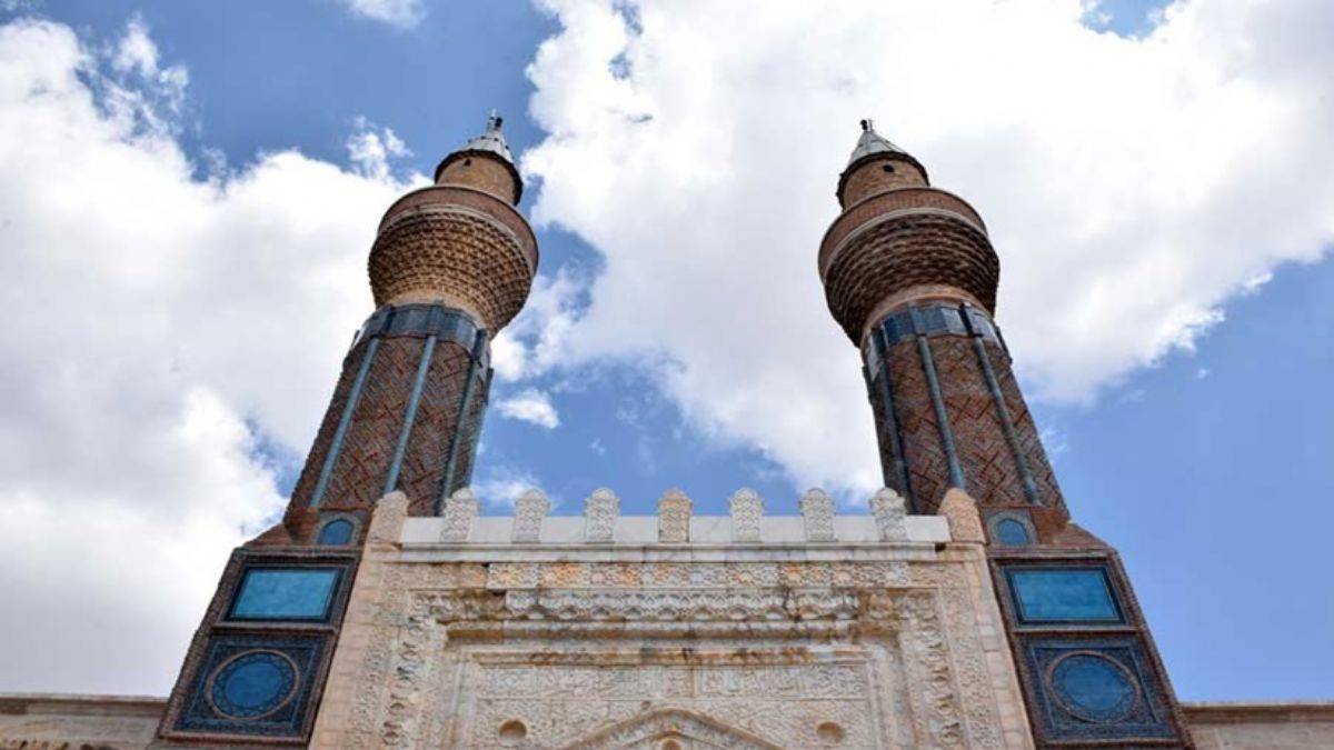 Moğollar yıktı Selçuklu yaptı