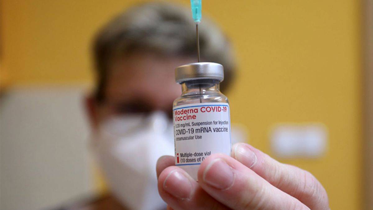Japonya 1 milyon doz Moderna aşısının daha kullanımını askıya aldı