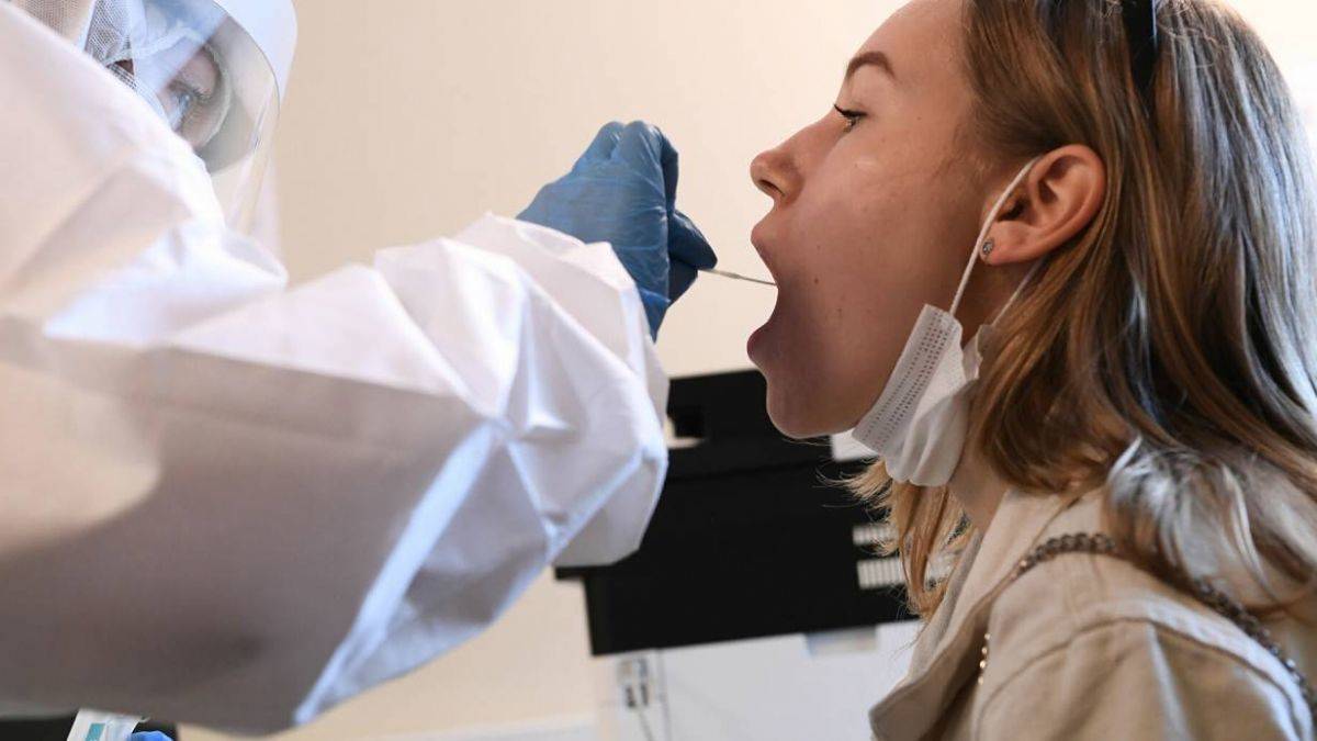 İETT otobüs-metrobüs-metro PCR testi zorunlu mu? Yolcu otobüslerinde aşı kartı ve PCR testi zorunlu mu?