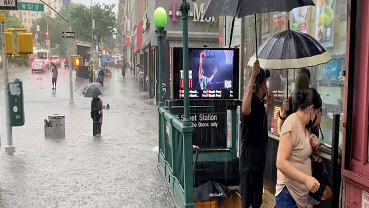 New York sele teslim: Acil durum ilan edildi