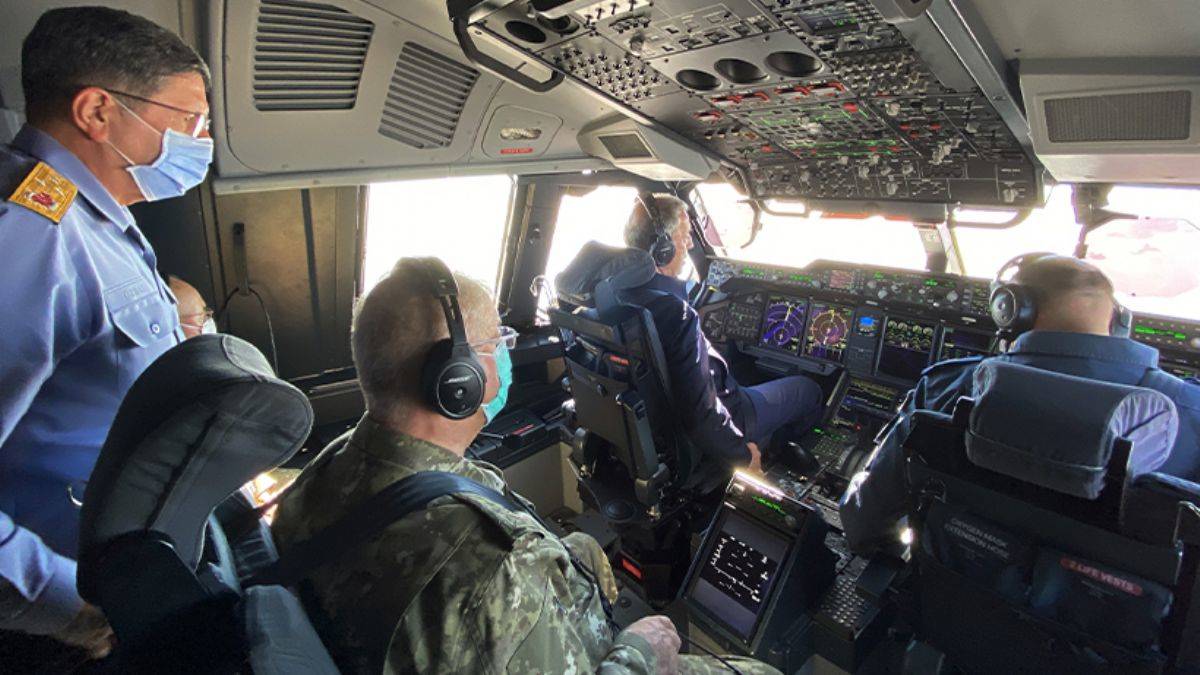 Akar ve TSK komuta kademesi 'Koca Yusuf'un kokpitinde