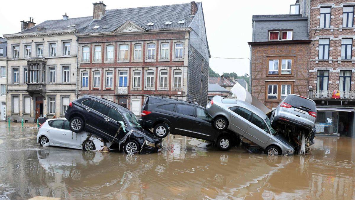 Alman Merkez Bankası, sel nedeniyle 51 milyon euroluk kirli para baskınına uğradı