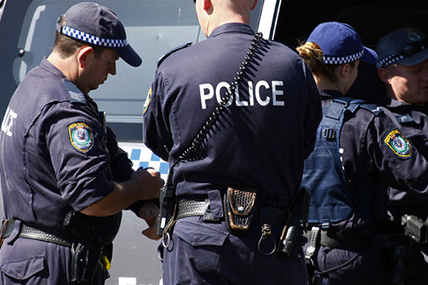 İngiltere'de milletvekiline bıçaklı saldırı