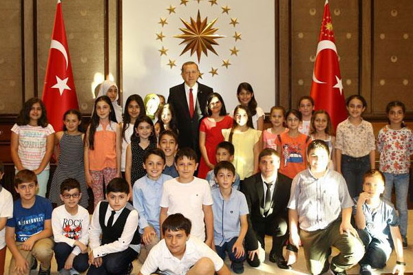 Erdoğan, proje heyetini kabul etti