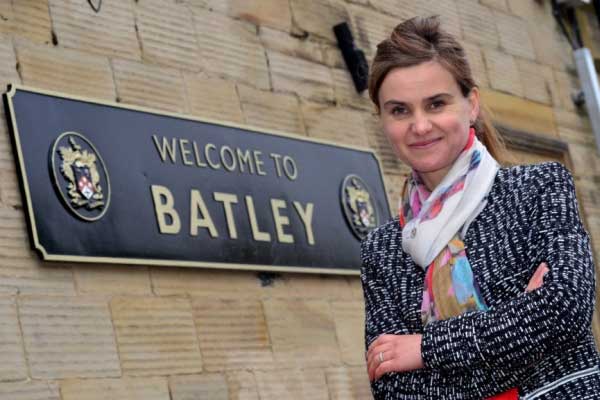 Vekil cinayeti, referandum çalışmalarını durdurdu