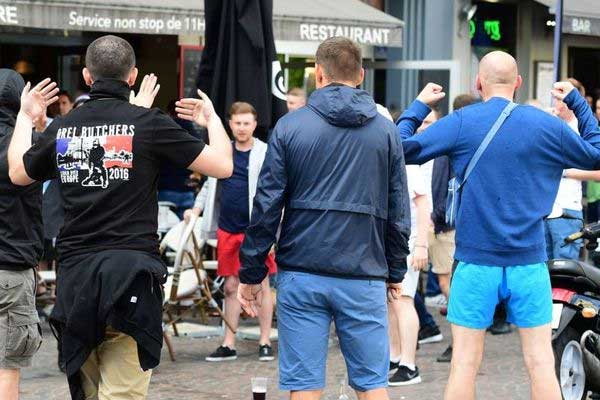 Almanya'da 6 Rus holigan tutuklandı