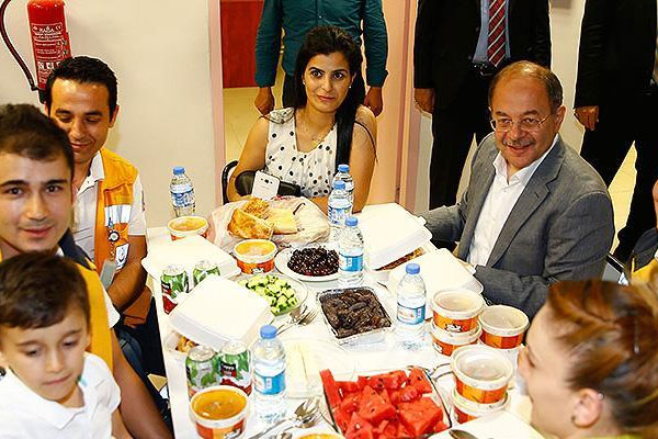 Sağlık Bakanı sürpriz yaptı