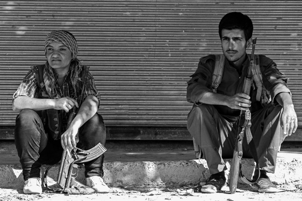 PYD Kobani'de zorunlu askerlik başlattı