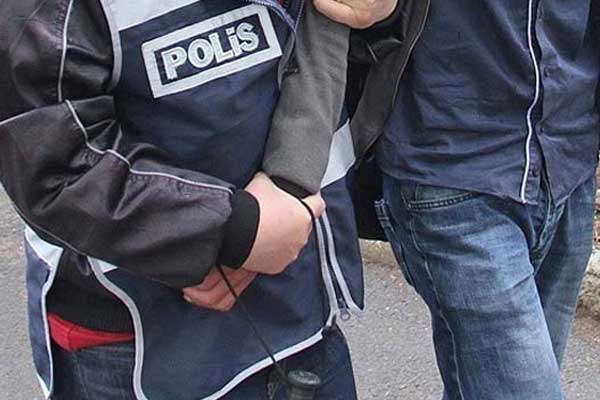 4 ilde hastanelere operasyon: 34 gözaltı