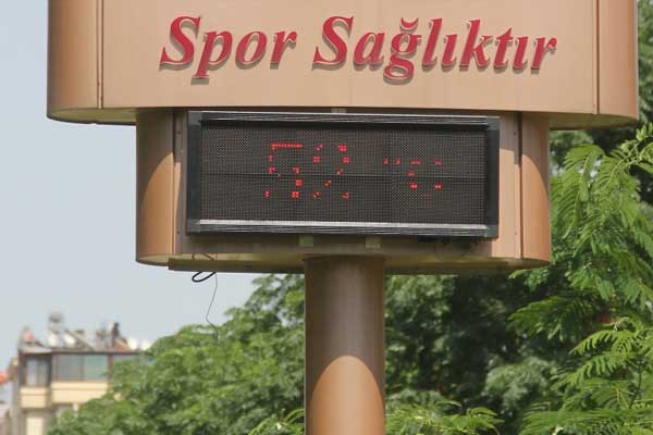 Adana’da termometreler 52 dereceyi gördü